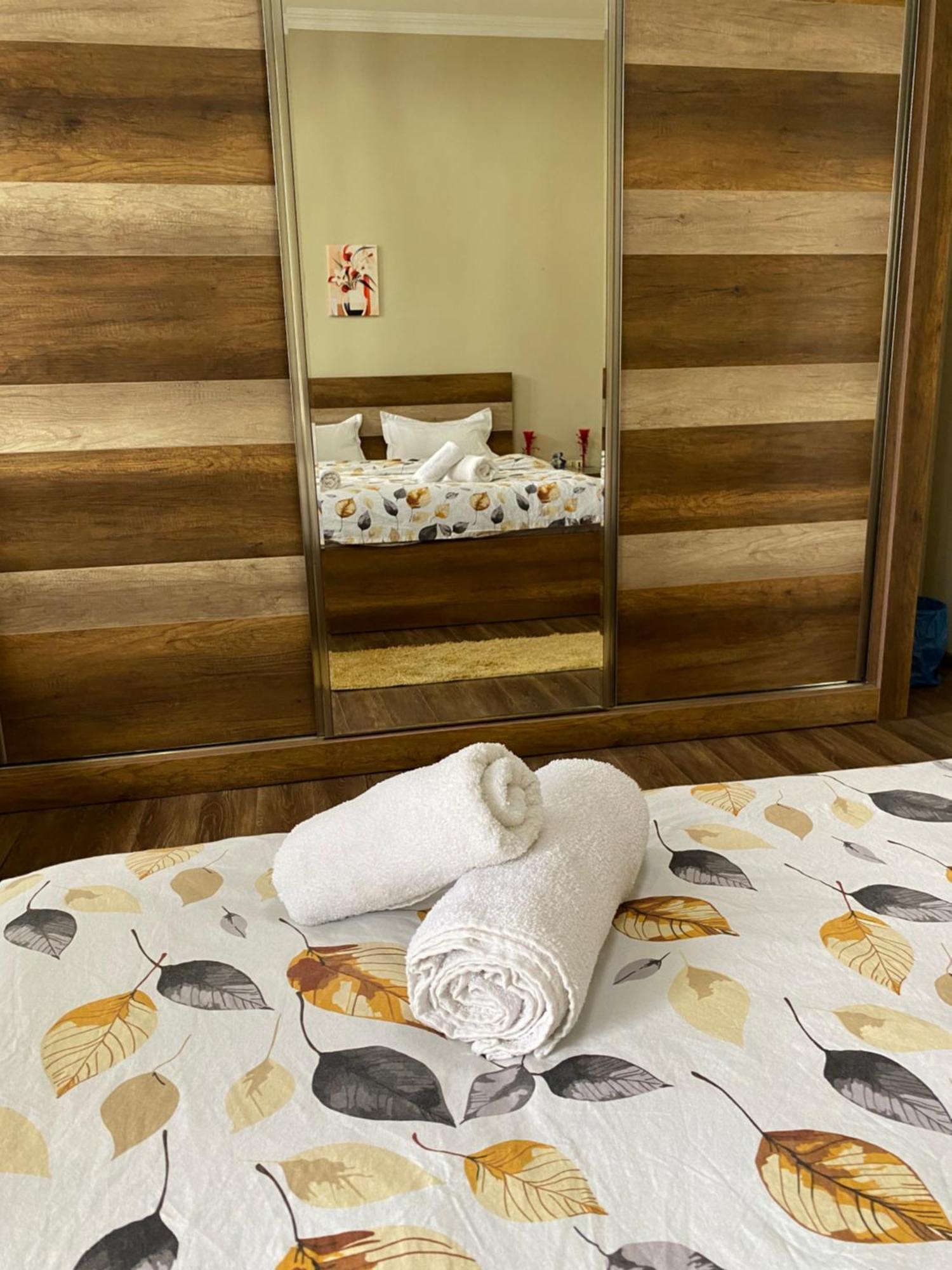 Relax Station Hotel Кутаиси Екстериор снимка
