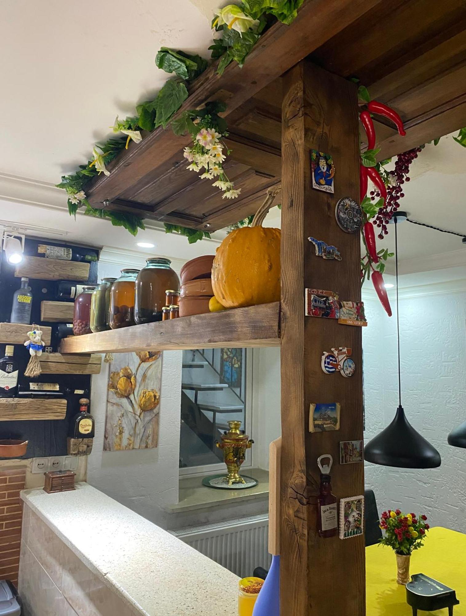 Relax Station Hotel Кутаиси Екстериор снимка